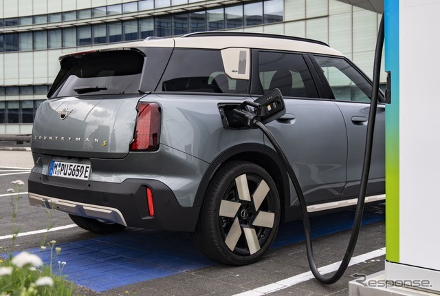 MINI カントリーマン（クロスオーバー）新型のEV