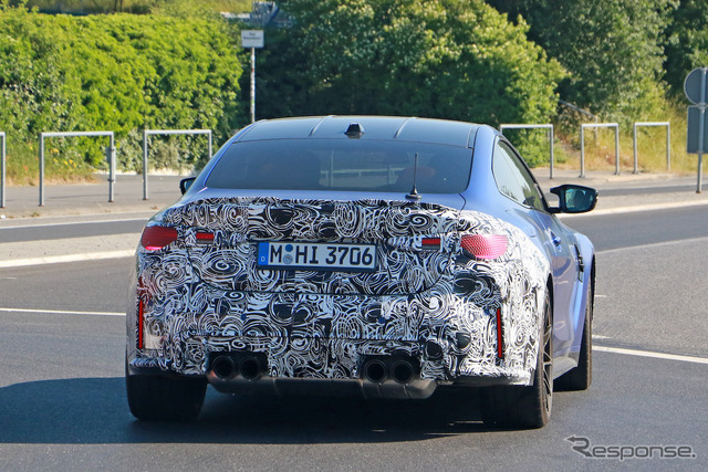 BMW M4クーペ 改良新型プロトタイプ（スクープ写真）