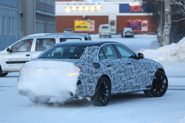 メルセデス AMG E63 スクープ写真