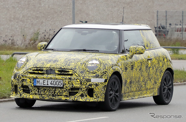 MINI 3ドアハッチバック JCW プロトタイプ（スクープ写真）