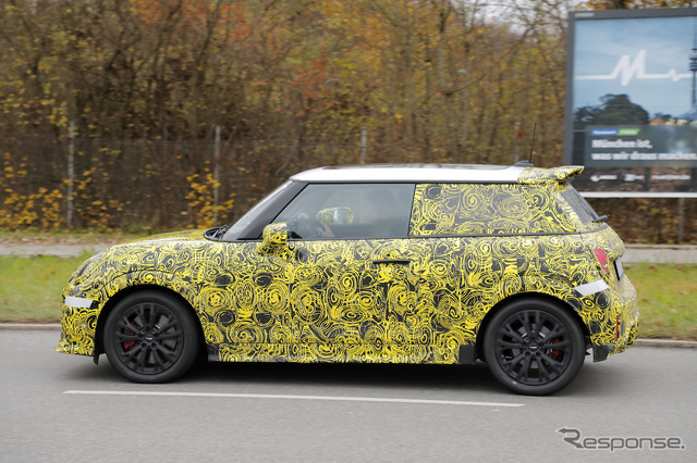 MINI 3ドアハッチバック JCW プロトタイプ（スクープ写真）