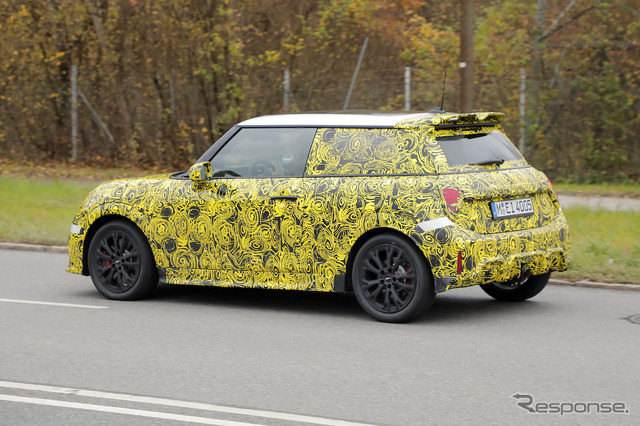 MINI 3ドアハッチバック JCW プロトタイプ（スクープ写真）