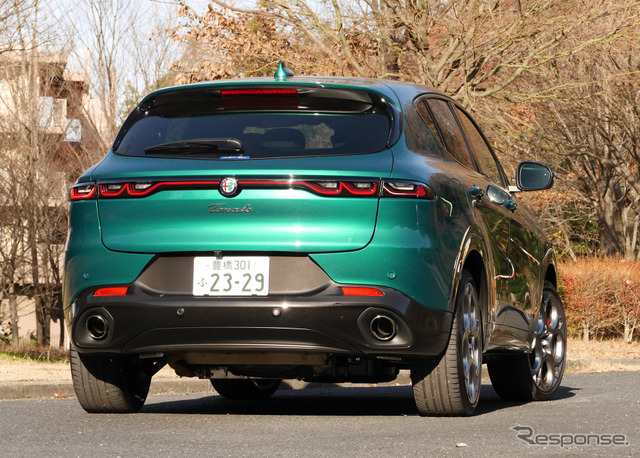 アルファロメオ トナーレPHEV