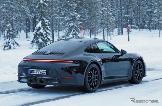 ポルシェ 911 改良新型プロトタイプ（スクープ写真）