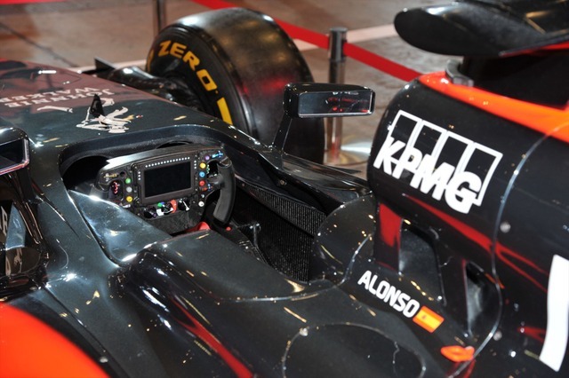 ホンダ McLaren-Honda MP4-30（東京オートサロン16）