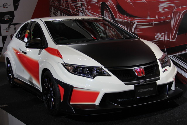 無限シビックTYPE R コンセプト（東京オートサロン2016）