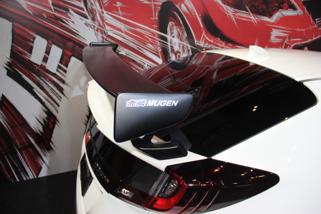 無限シビックTYPE R コンセプト（東京オートサロン2016）