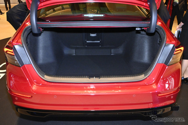 ホンダ アコード 新型