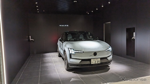 ボルボ EX30