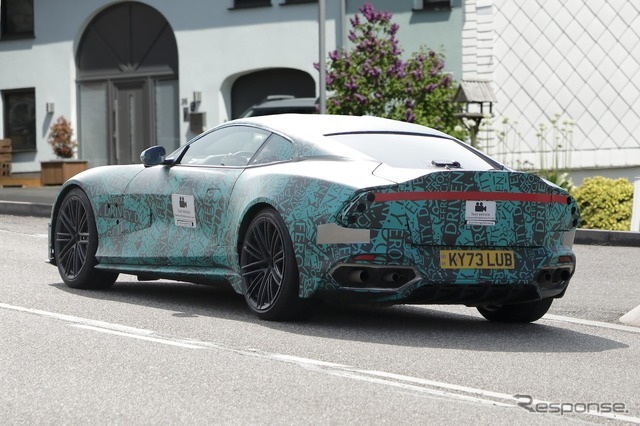 アストンマーティン DBS 後継 V12スーパーカーのプロトタイプ（スクープ写真）