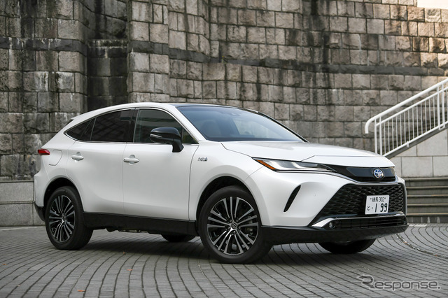 トヨタ ハリアーPHEV