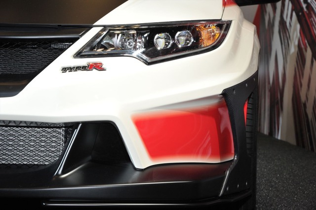 無限 シビック TYPE R コンセプト（東京オートサロン16）