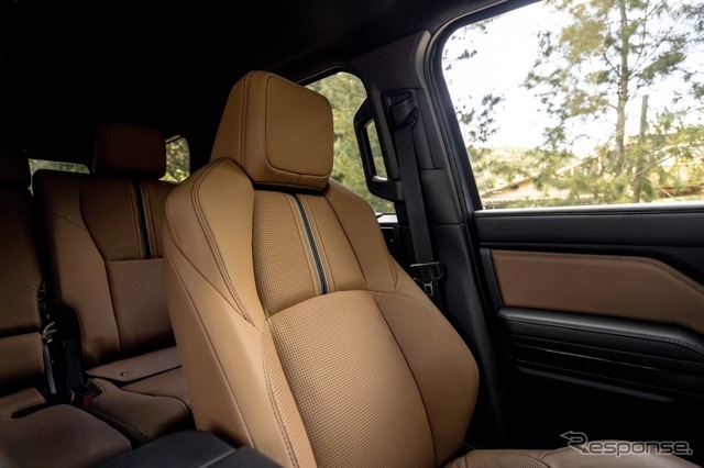 トヨタ 4ランナー 新型 （Limited）