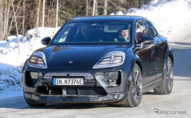 ポルシェ『マカンEV』の姿をしたアウディ 『Q8 e-tron』次期型プロトタイプと思われる車両（スクープ写真）
