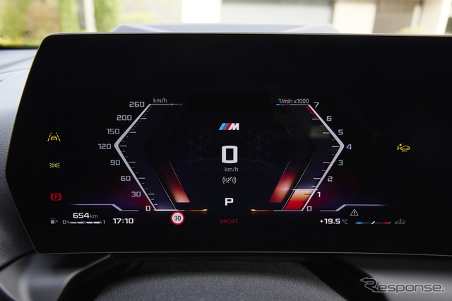 BMW 1シリーズ 新型で最強の『M135i』、その中身とは［詳細画像］