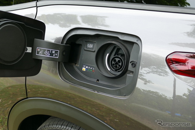 シトロエンC5 X HYPNOS PLUG-IN HYBRID