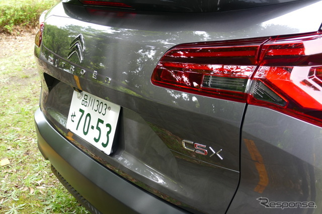 シトロエンC5 X HYPNOS PLUG-IN HYBRID