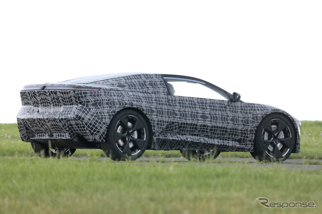 BMW ノイエ・クラッセ・クーペ（仮）プロトタイプ（スクープ写真）