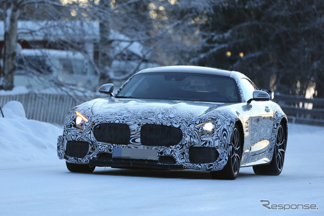 メルセデスAMG GT-Rスクープ写真