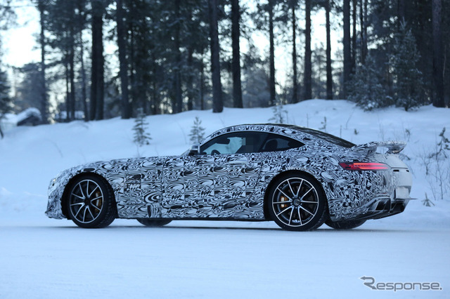 メルセデスAMG GT-Rスクープ写真