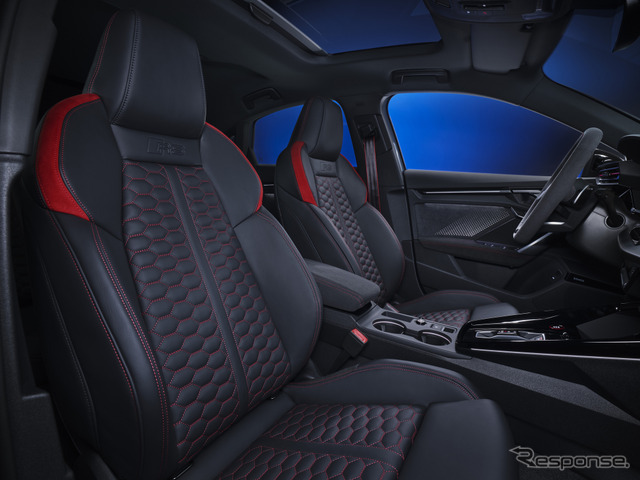 アウディ RS 3 新型