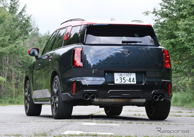 MINI JCW カントリーマン
