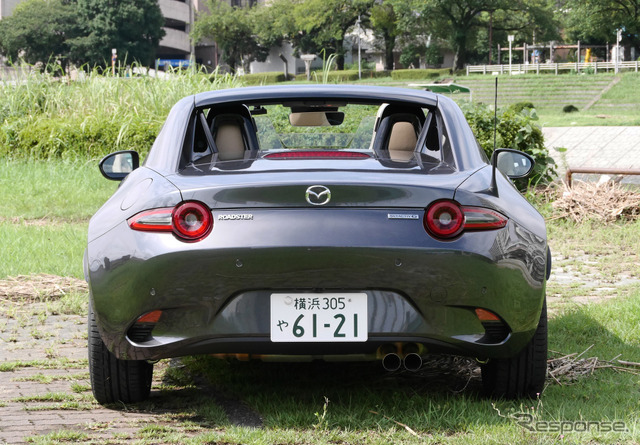 マツダ ロードスターRF