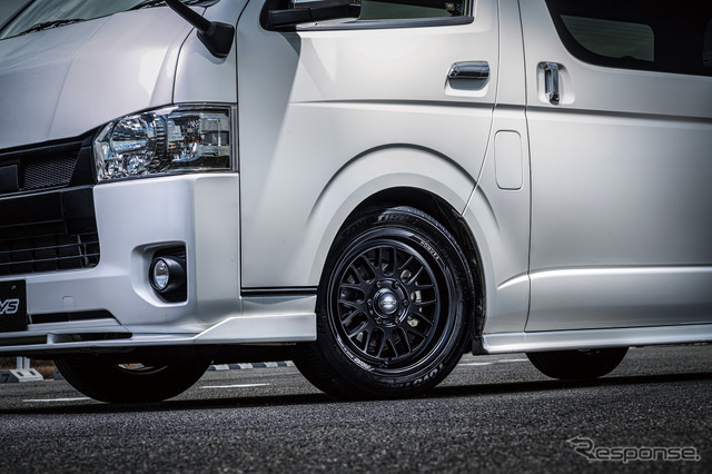 ホムラ『2×9L-RA』× トヨタ ハイエース