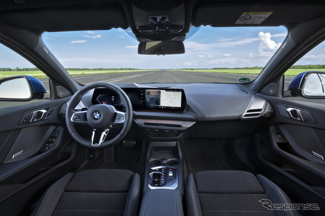 BMW 1シリーズ 新型（120）