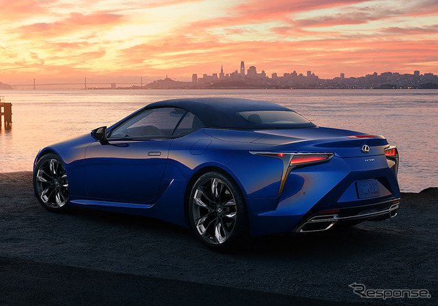 レクサスLC500コンバーチブルの2025年モデル（米国仕様）