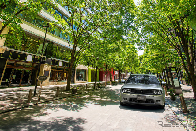 光岡自動車の創業55周年記念車「M55 Zero Edition」
