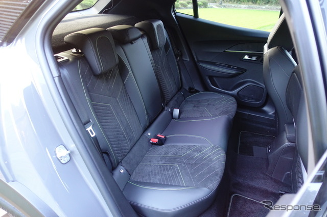 プジョー 2008 GT BlueHDi