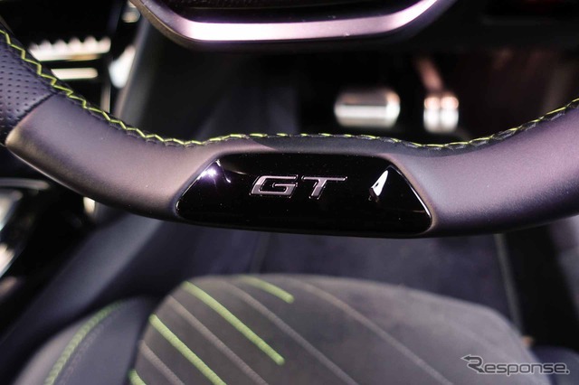プジョー 2008 GT BlueHDi