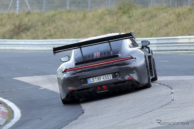 ポルシェ 911 GT3 RS 改良新型のプロトタイプ