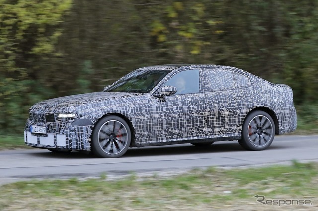 BMW 3シリーズ 次期型のプロトタイプ