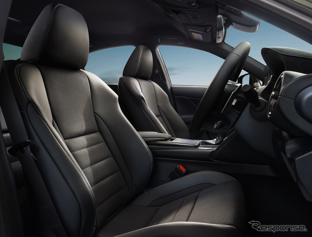 レクサス IS500 “F SPORT Performance”