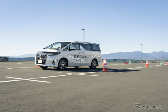 ブリヂストン「REGNO GR-XⅢ TYPE RV」試乗