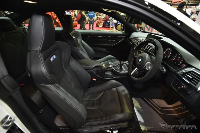 BMW M4 クーペ with Mパフォーマンスパーツ（東京オートサロン16）