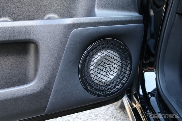 フロントスピーカーにチョイスしたのはフォーカル・ユートピアM。このスピーカーの音がフリードインストールの基本となった。