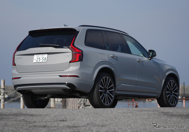 ボルボ XC90 ウルトラT8 AWD PHEV