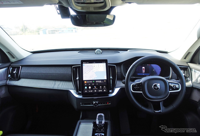 ボルボ XC90 ウルトラT8 AWD PHEV