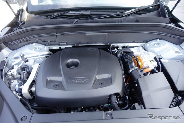 ボルボ XC90 ウルトラT8 AWD PHEV