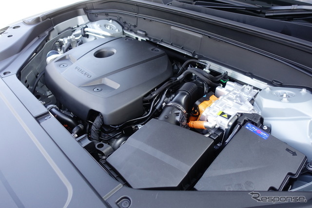 ボルボ XC90 ウルトラT8 AWD PHEV