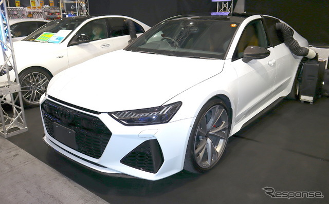 AUDI RS7 by フェリースソニード＆AVカンサイ
