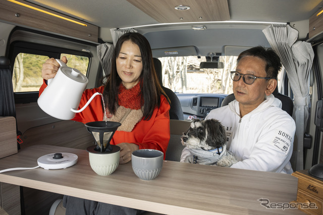 外部電源を接続していれば車内のコンセントで家電が使える