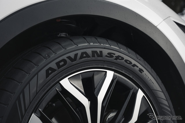 YOKOHAMA ADVANスポーツV107 × TOYOTA クラウンクロスオーバー