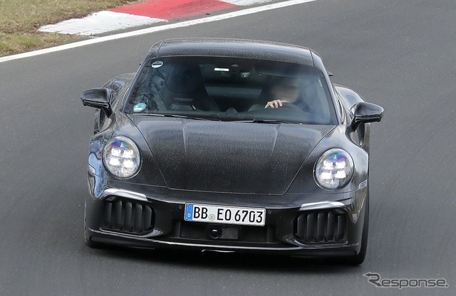 ポルシェ 911ターボS 改良新型のプロトタイプ