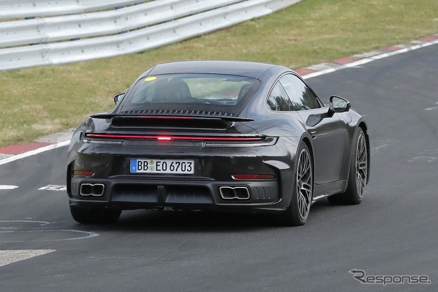 ポルシェ 911ターボS 改良新型のプロトタイプ