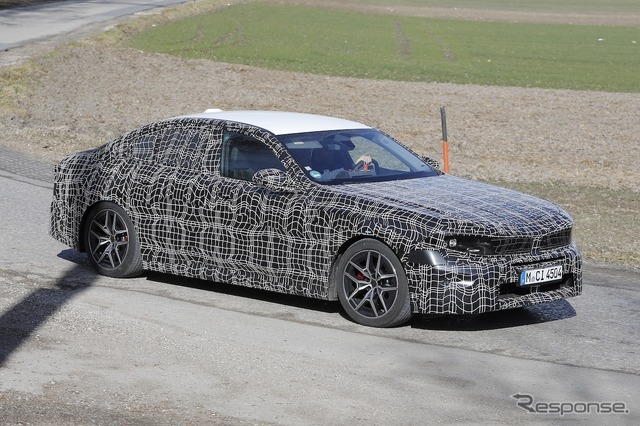 BMW 5シリーズ 改良新型のプロトタイプ