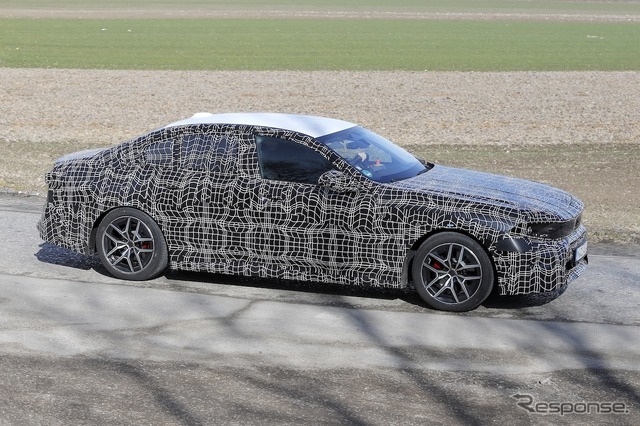 BMW 5シリーズ 改良新型のプロトタイプ